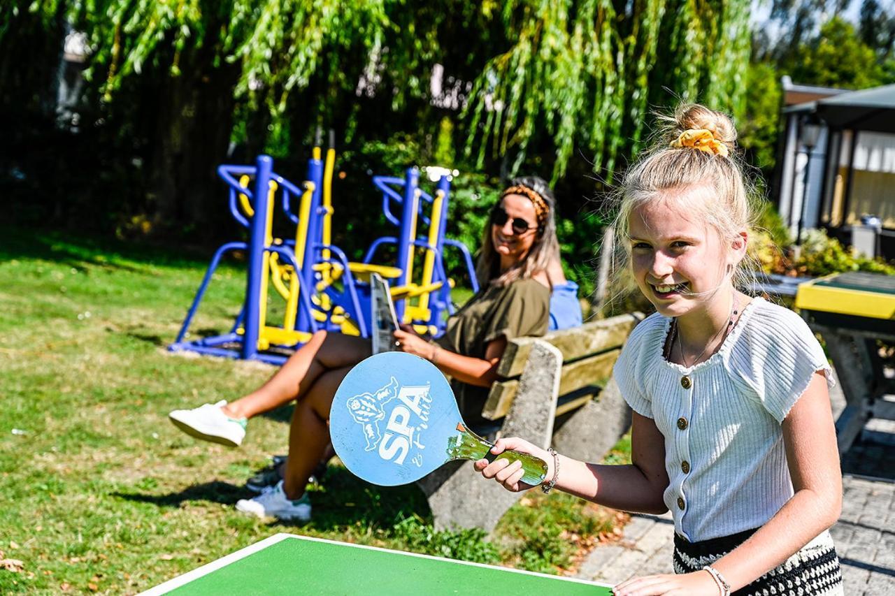 Recreatiepark De Lucht Hotel Renswoude Eksteriør billede